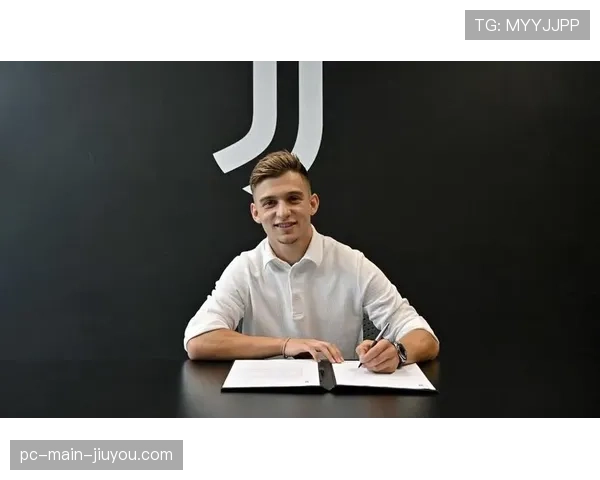 孔塞桑右路横传助攻麦肯尼推射破门，尤文扩大领先优势